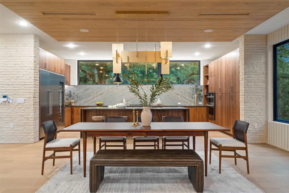6108 Mountainclimb Drive Austin, TX 78731