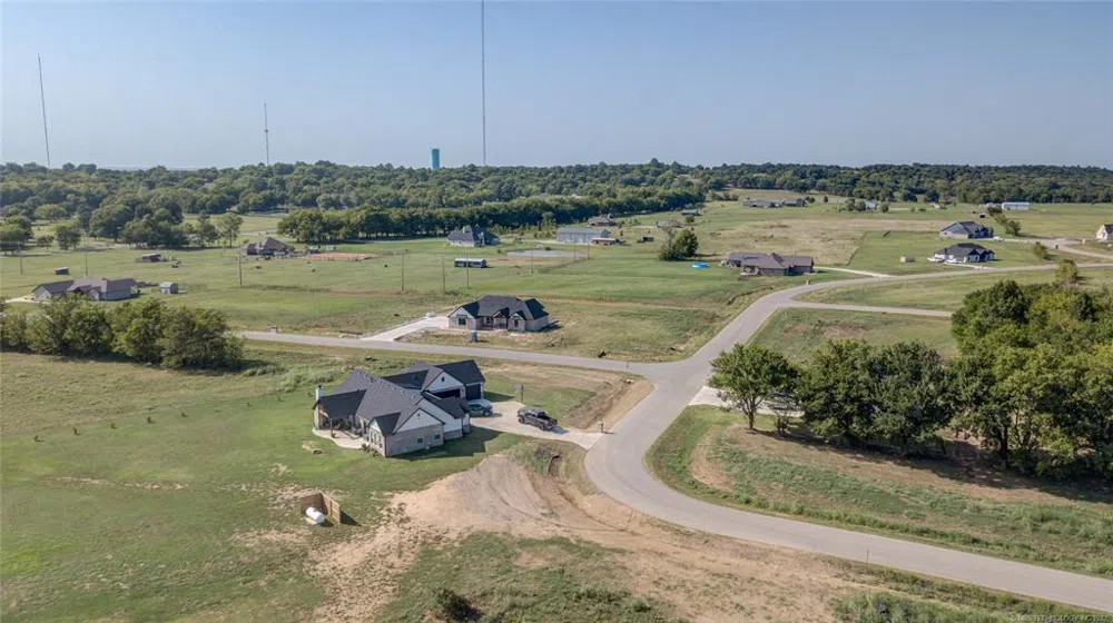 29322 E 106th Street S