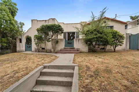 422 W Palm Avenue