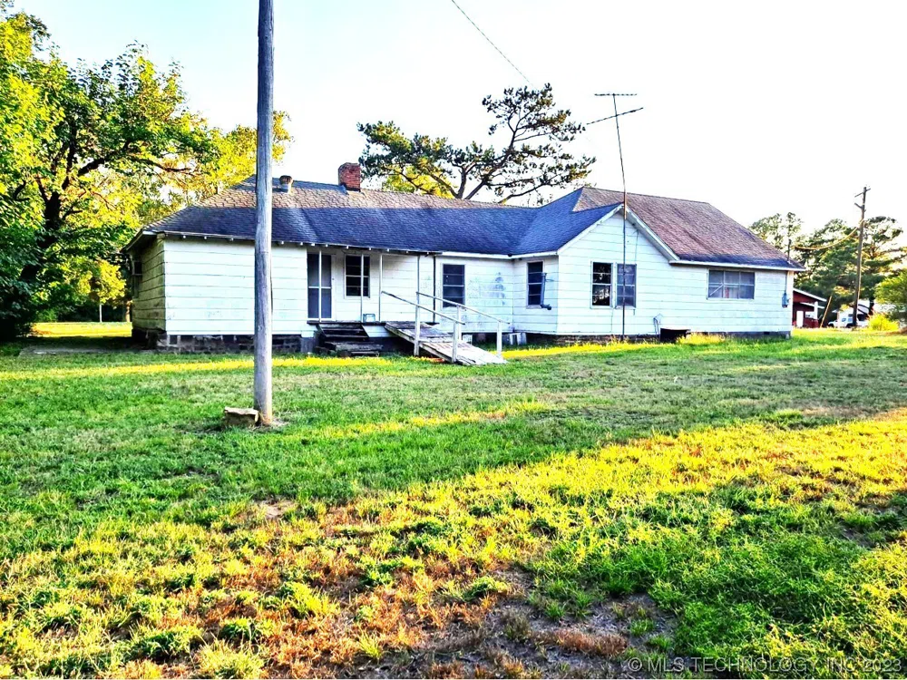 618 West McGee Creek