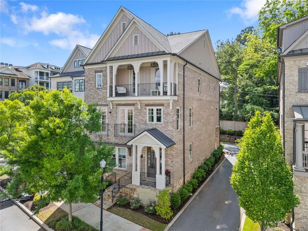 2084 Timball Road NW Atlanta, GA 30318