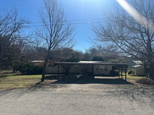 1025 Brazos Drive Granbury, TX 76048