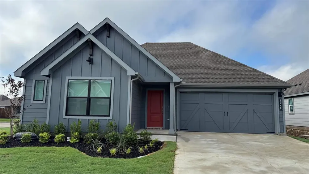1749 RIVER BEND ROAD Burleson, TX 76028