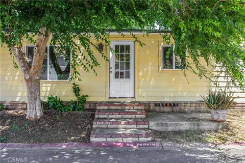 700 E Washington Street #220