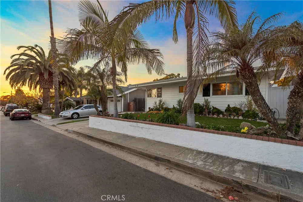 115 Avenida Santa Inez San Clemente, CA 92672