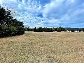 15 La Paloma Circle Gordonville, TX 76245