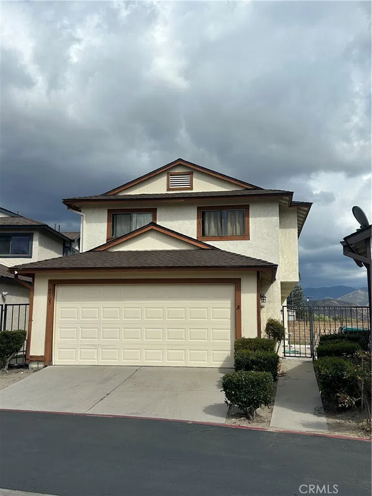 4905 Village Green Way San Bernardino, CA 92407