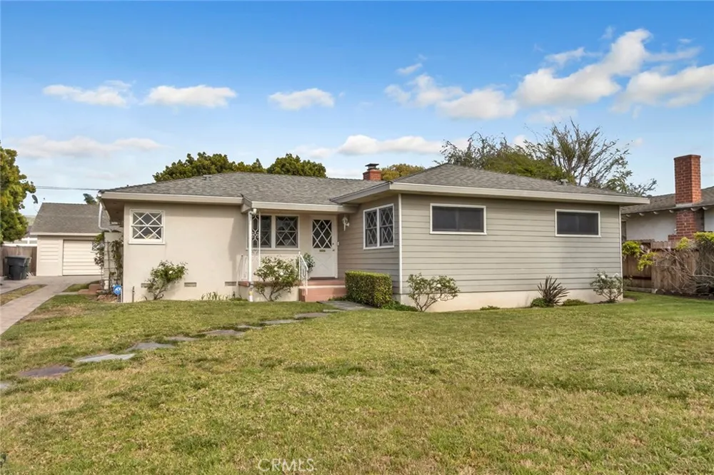 1628 Flower Avenue Torrance, CA 90503