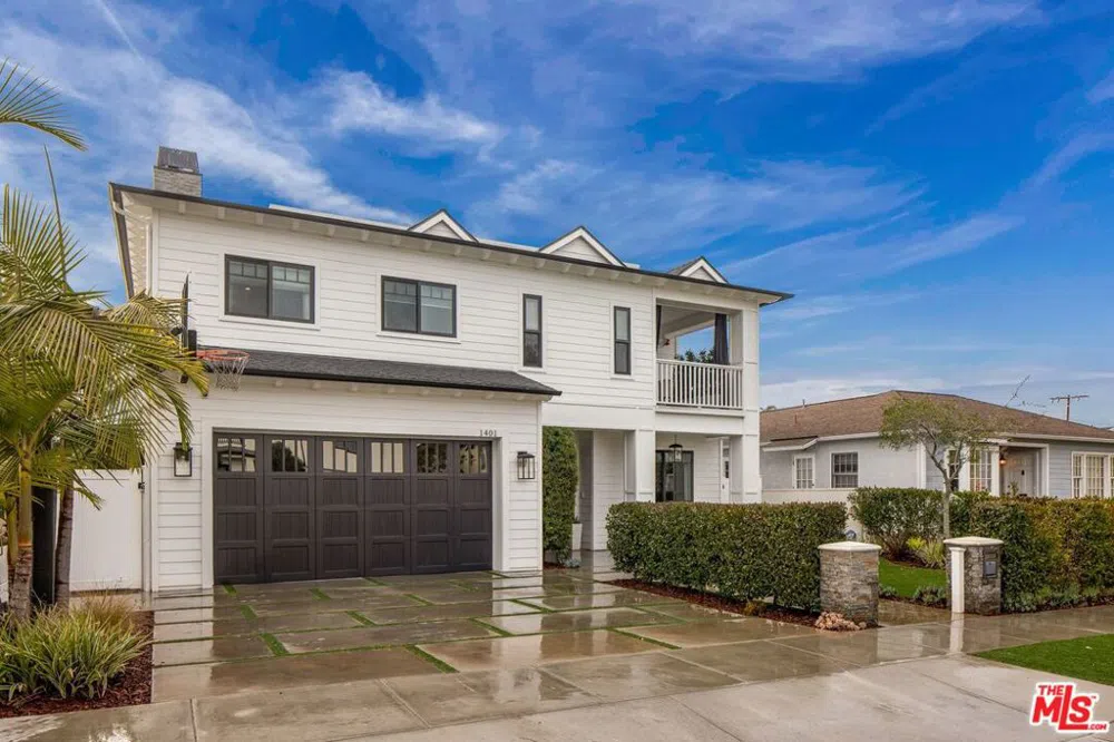 1401 Lynngrove Drive Manhattan Beach, CA 90266
