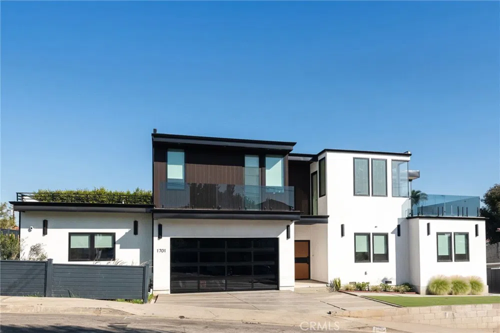 1701 5th Street Manhattan Beach, CA 90266