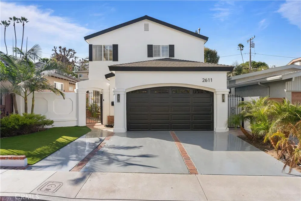 2611 Pacific Avenue Manhattan Beach, CA 90266