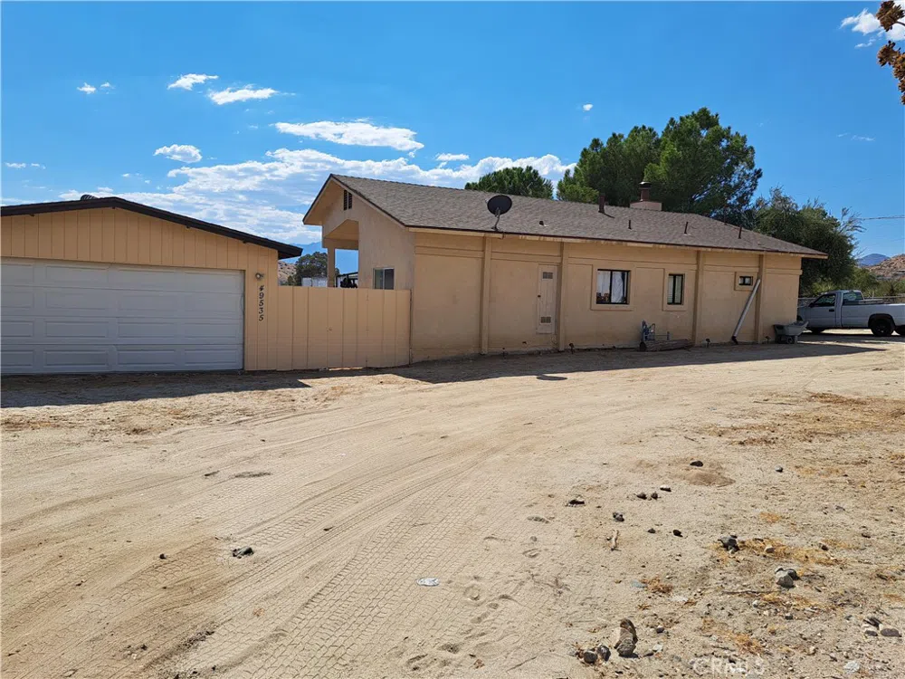 49535 Park Avenue Morongo Valley, CA 92256