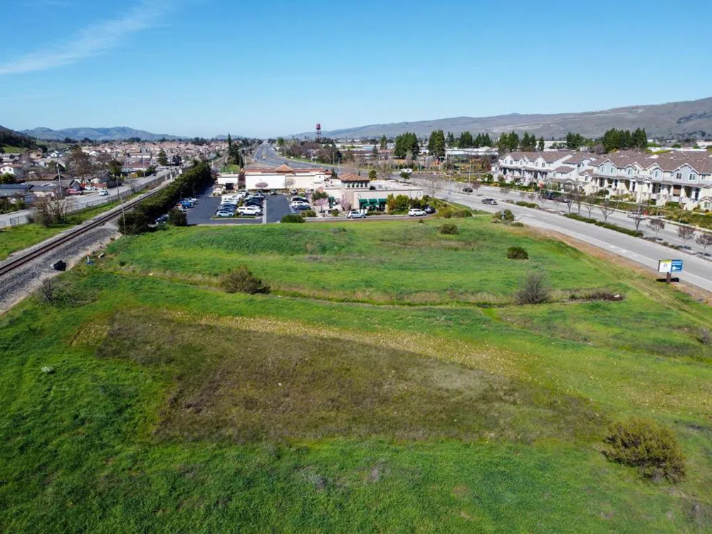 18565 Old Monterey Road Morgan Hill, CA 95037