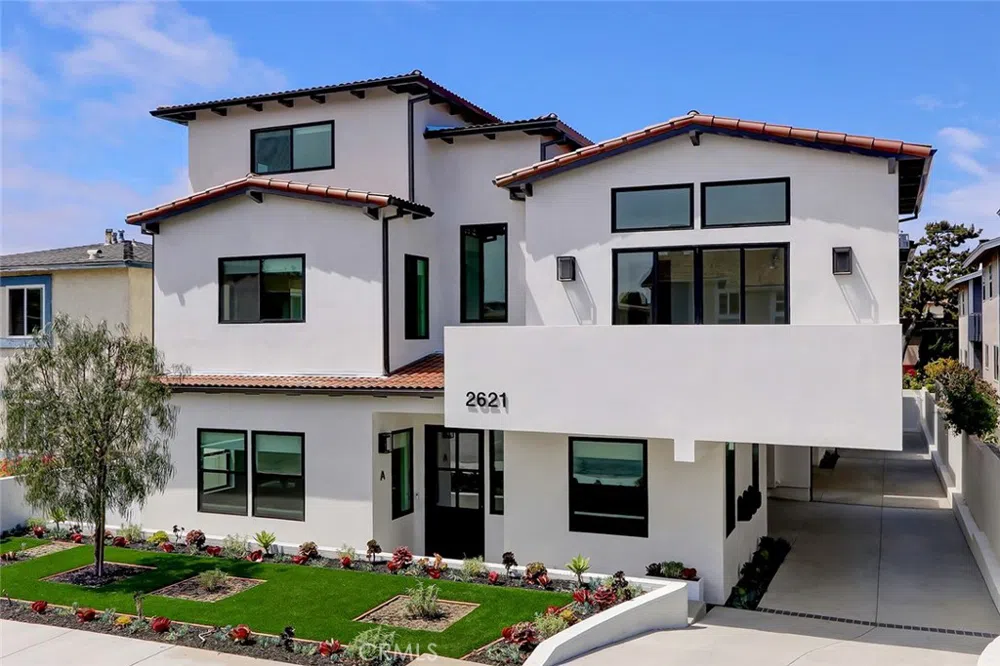 2621 Gates Avenue #C Redondo Beach, CA 90278