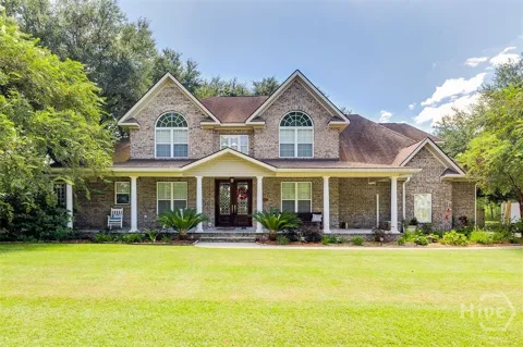 7 Lakeview Drive