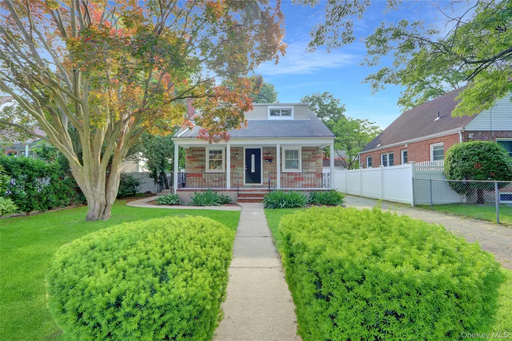 1459 Prince Street Baldwin, NY 11510