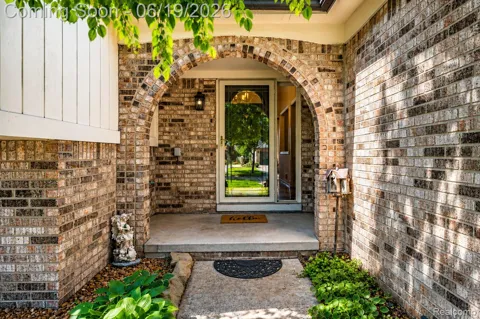 3433 Dobbin Drive