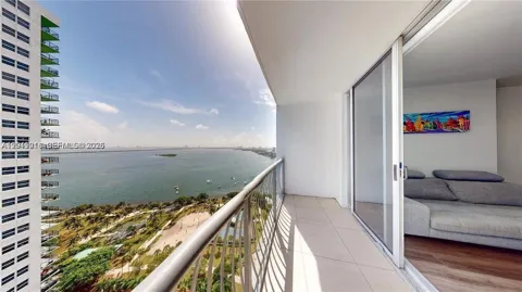 1750 Bayshore Dr #2803