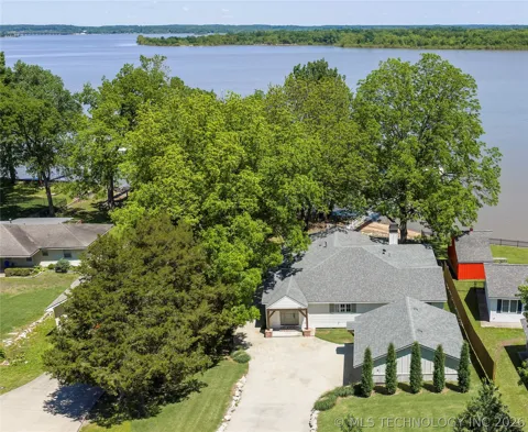 1205 Red Bud Drive