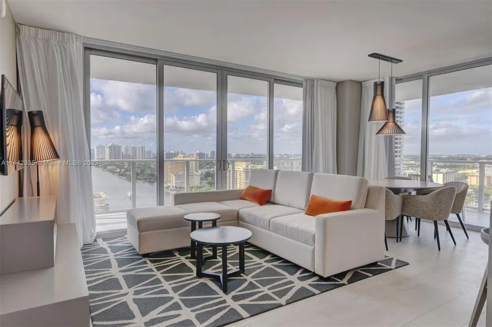 4010 S Ocean Dr #R1608