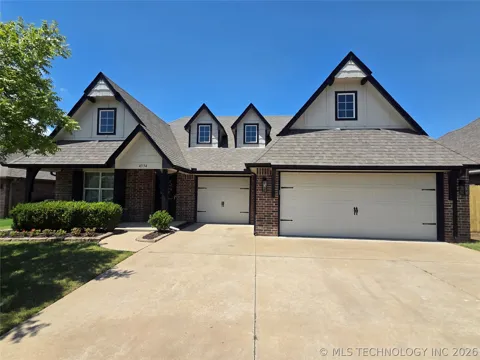 4334 S 174th EastAvenue