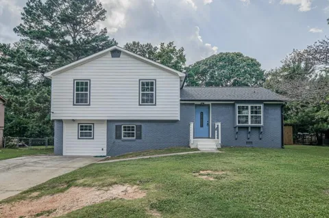 9301 Settlers Grove Road NE