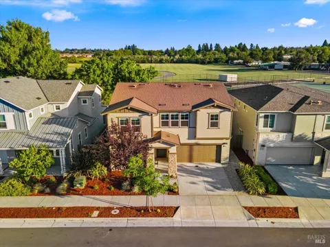 1469 Oak Circle