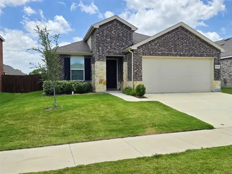 1049 Knightly Lane