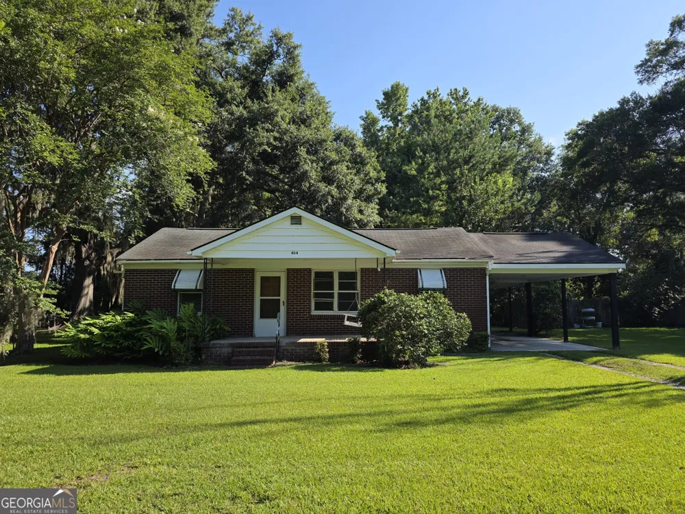 404 E Moore ST Bloomingdale, GA 31302