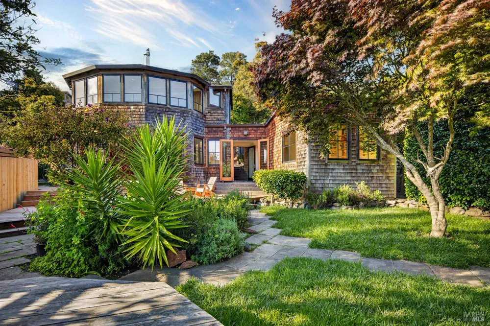 215 Belvedere Avenue Stinson Beach, CA 94970