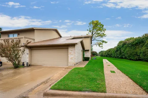 3101 Duck Creek Parkway