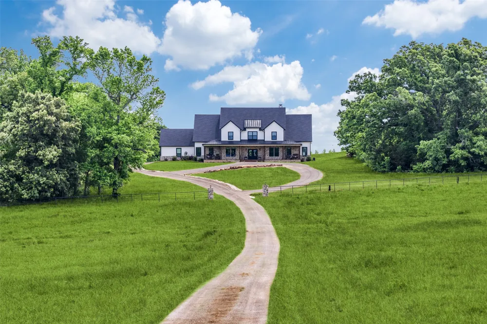 841 VZ County Road 4603 Ben Wheeler, TX 75754