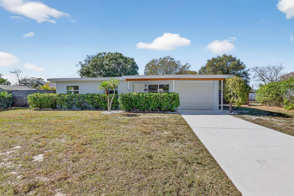 1932 Cedarwood Drive Melbourne, FL 32935