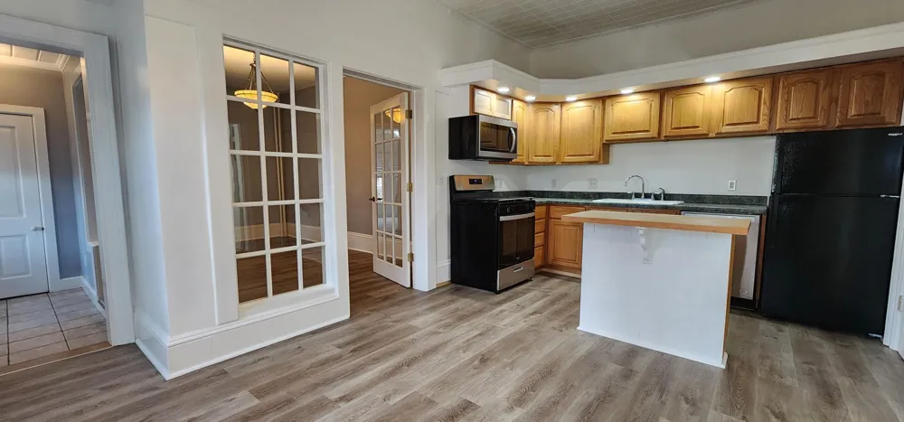 212 Oak Street #Apt 2 Manistee, MI 49660