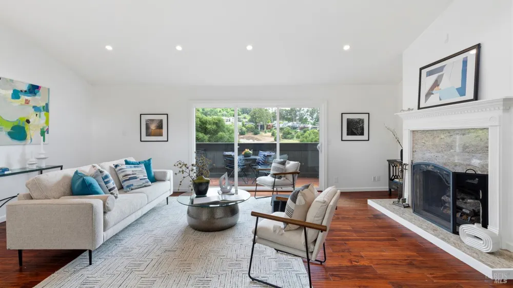 74 Marin Avenue Sausalito, CA 94965