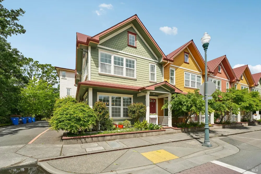 9141 Windsor Road Windsor, CA 95492