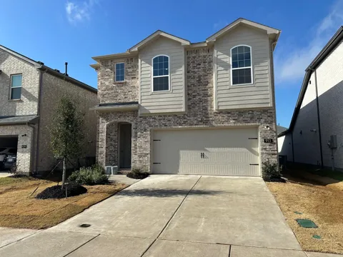 913 Amenduni Lane