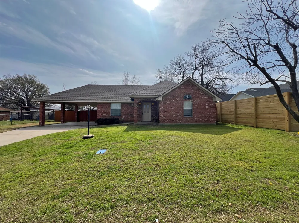 408 W Morton Street Boyd, TX 76023