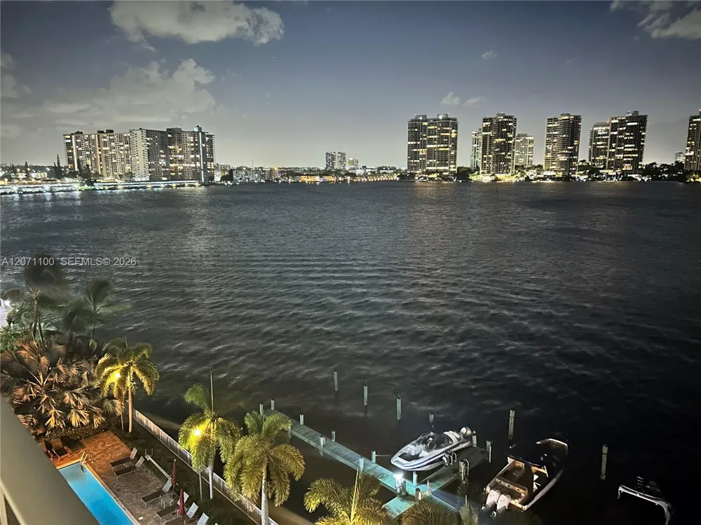 17800 Bay Rd #803 Sunny Isles Beach, FL 33160