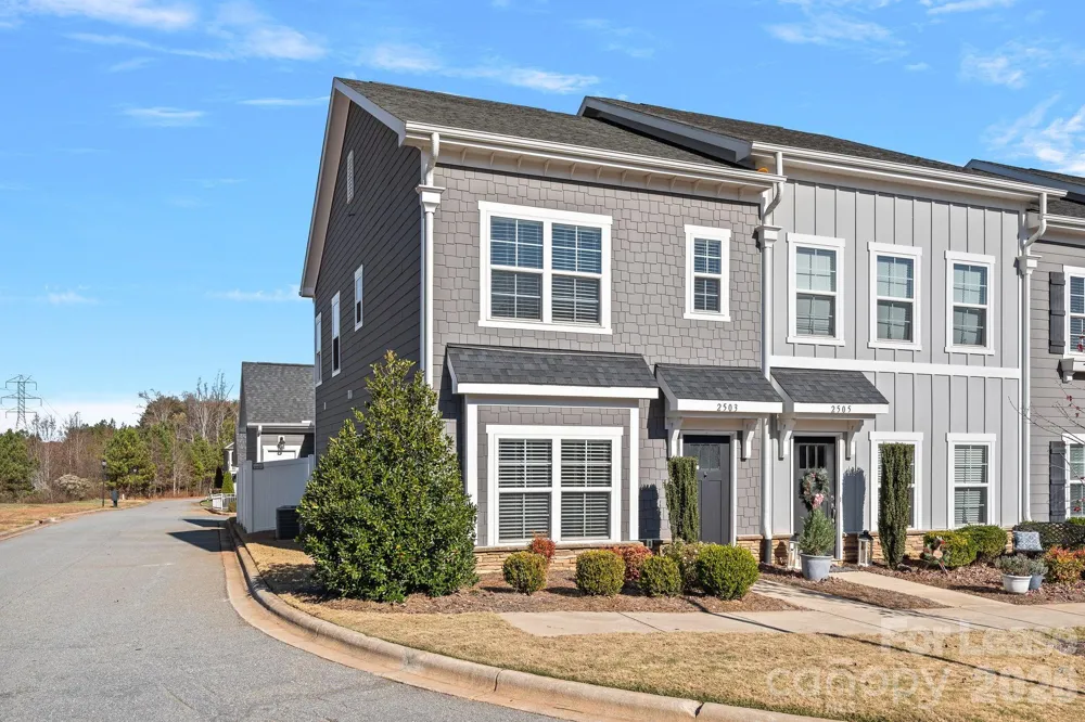 2503 Gallery Drive Denver, NC 28037