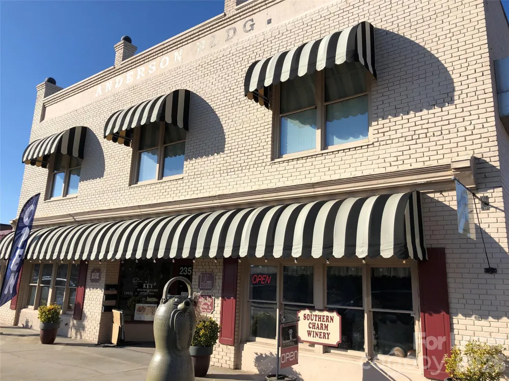 235 E Main Street #F Lincolnton, NC 28092