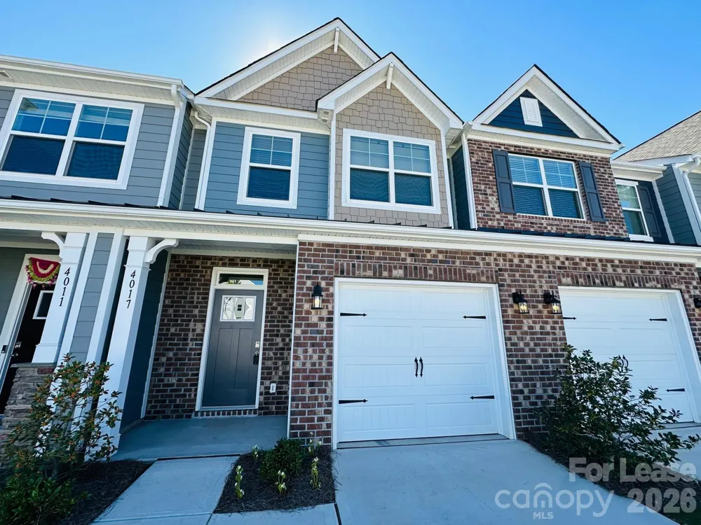 4017 Black Court Harrisburg, NC 28075