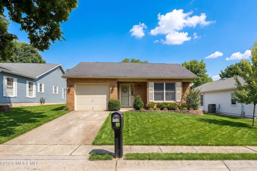 1486 Sanish Court Toms River, NJ 08755