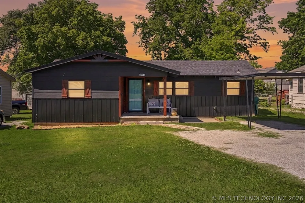 1137 E Perkins Avenue Sapulpa, OK 74066
