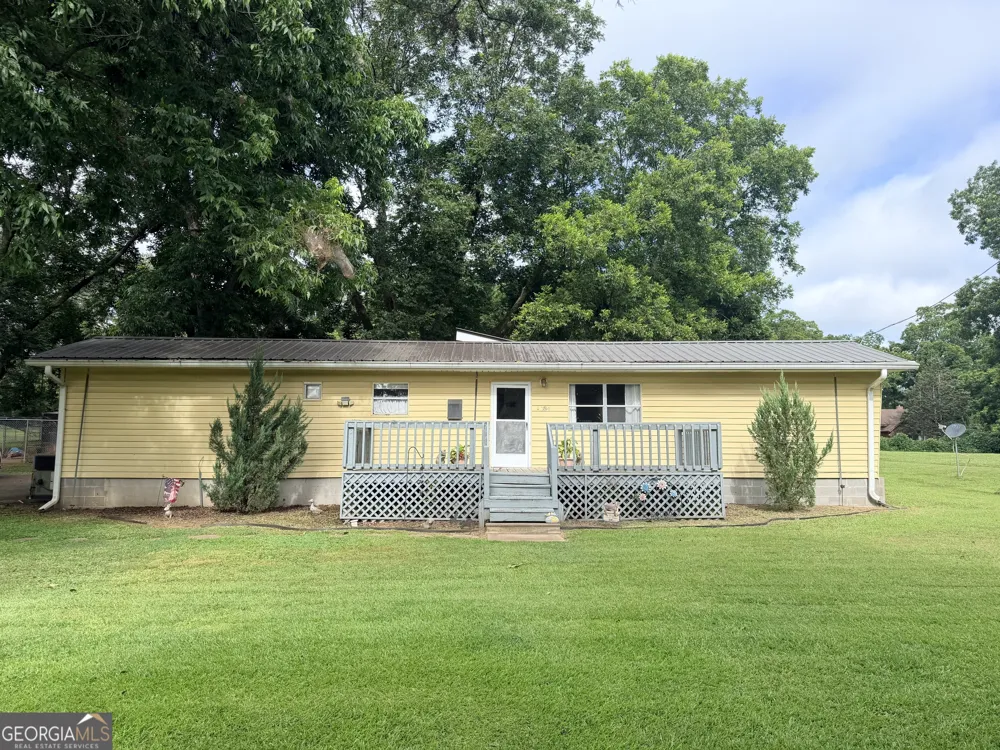 124 Church ST Moreland, GA 30259