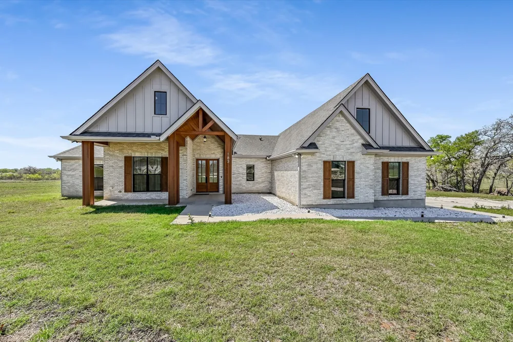 Address Not Shown Lockhart, TX 78644