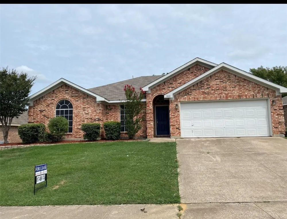7933 Mourning Dove Drive Arlington, TX 76002