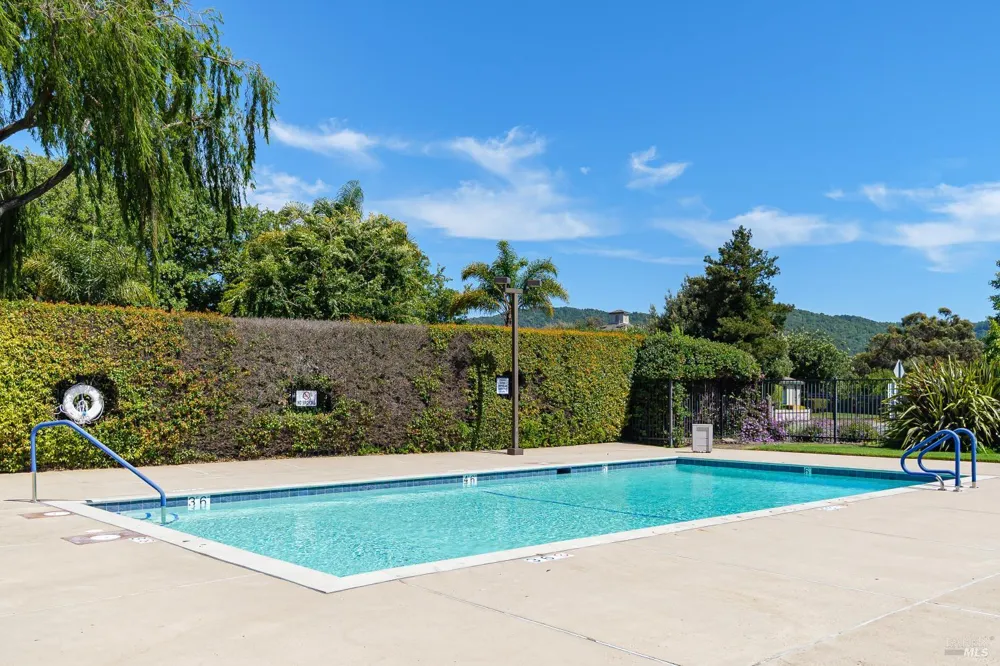 56 Dockside Circle San Rafael, CA 94903