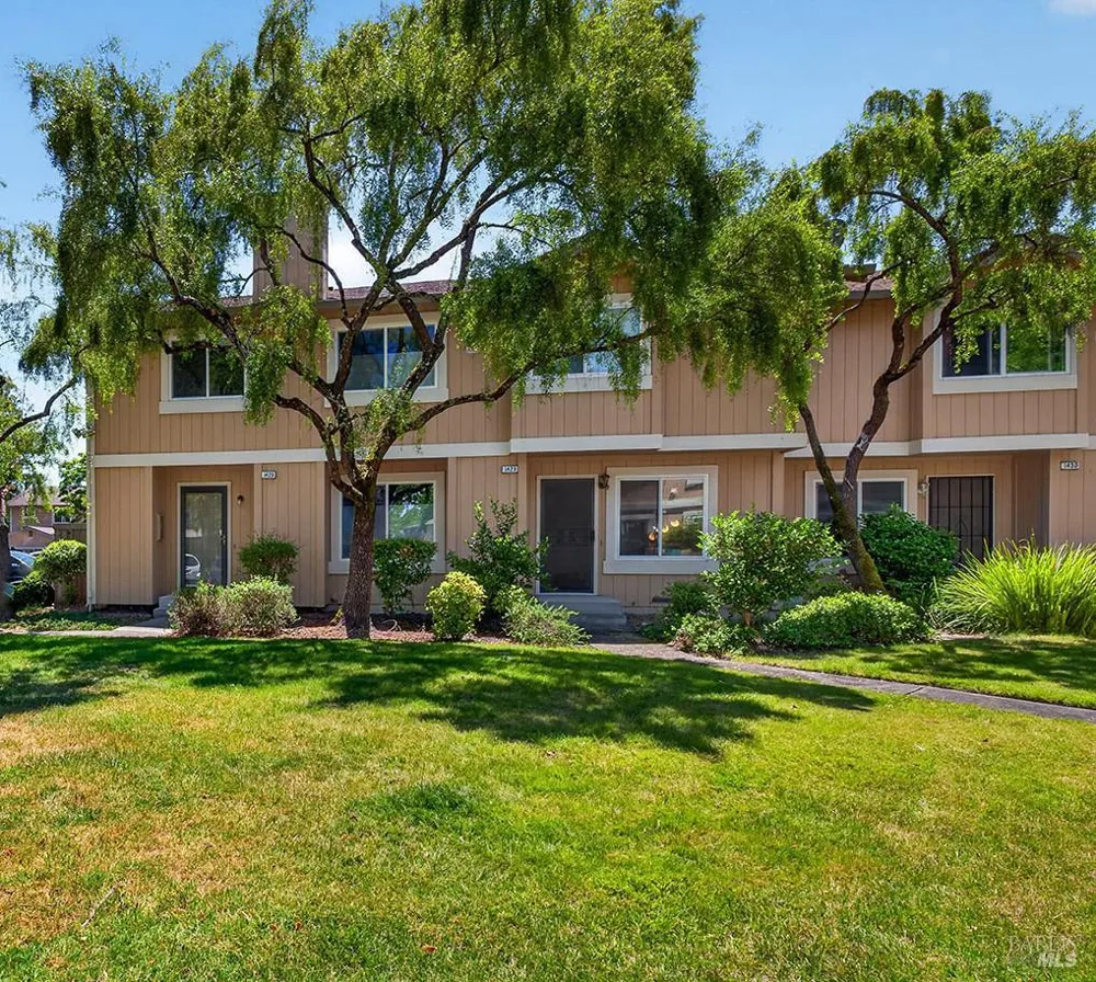 1428 Gold Way Rohnert Park, CA 94928