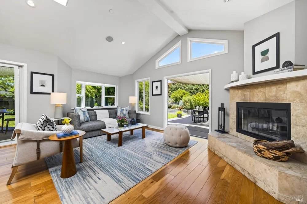 21 Apollo Road Tiburon, CA 94920